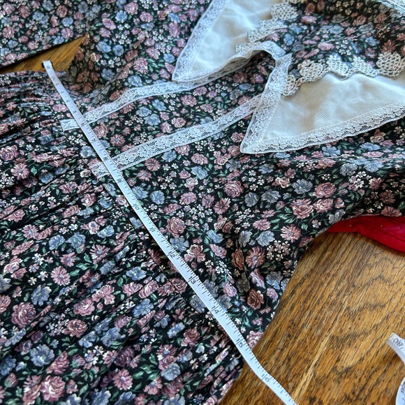 Vintage Gunne Sax Dress - Picture 9 of 9